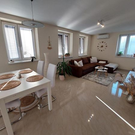 Frašták apartment Hlohovec Exterior foto